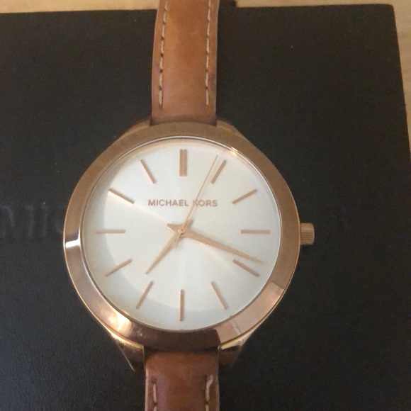 Michael Kors Watch - Picture 2 of 2